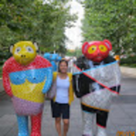 Meet your Posher, Amy - Picture 1 of 1